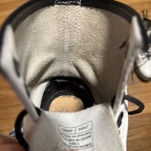 white lace up boots - Picture 9 of 9